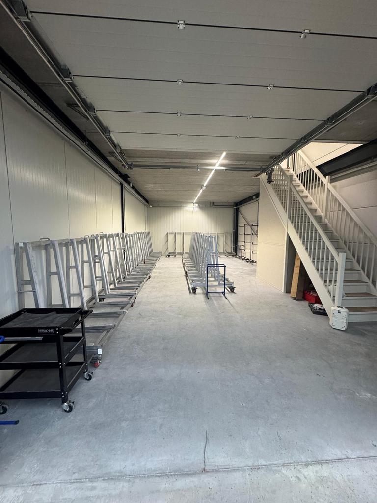 Glasbokken, Ophalen, Gevelraam of Ruit