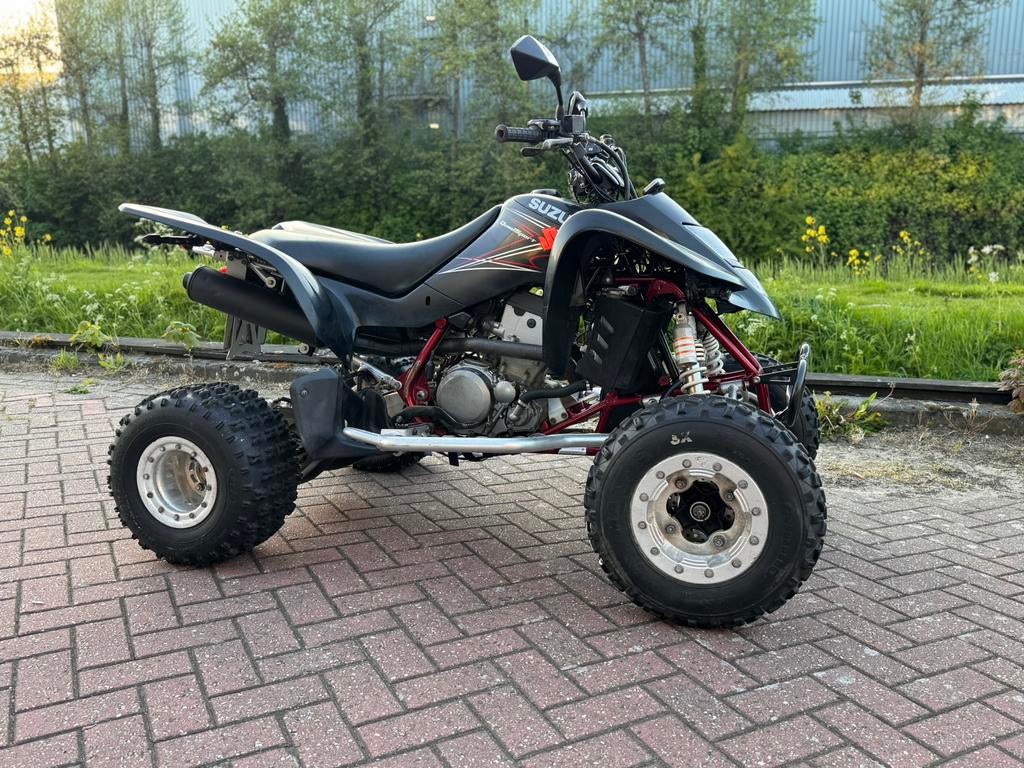 Suzuki ltz 400 NL kenteken 2008, Motoren