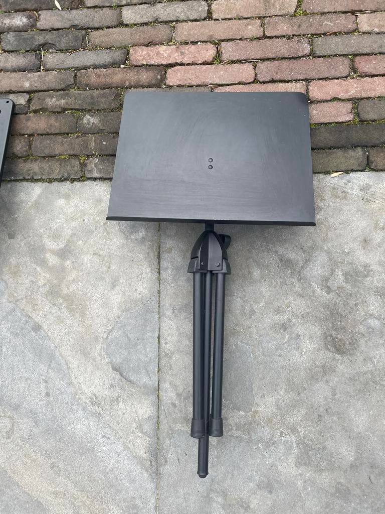 Lessenaar zwart staal, Muziek en Instrumenten, Ophalen, Gebruikt, Muziekstandaard, Overige instrumenten