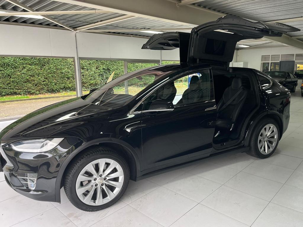 Tesla Model X 90D Base 6 Persoons - Trekhaak 2.250 Kg, Auto's, Tesla, Automaat, Model X, Gebruikt, 124 €/maand