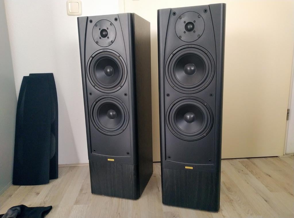 Jamo  speaker set (lees advertentie), Ophalen, 60 tot 120 watt, Front, Rear of Stereo speakers, Jamo