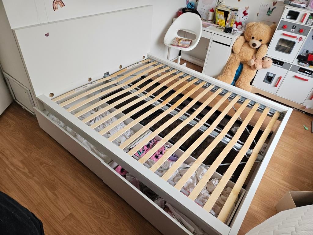 Wit bedframe met lattenbodem ikea malm, Ophalen