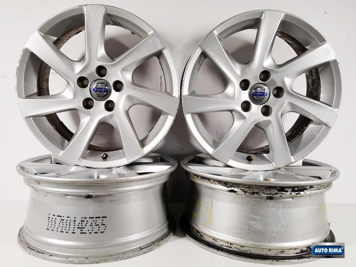 Sportvelgen Set van een Volvo V70, Auto-onderdelen, Banden en Velgen, Personenwagen, Gebruikt, 3 maanden garantie, Ophalen of Verzenden