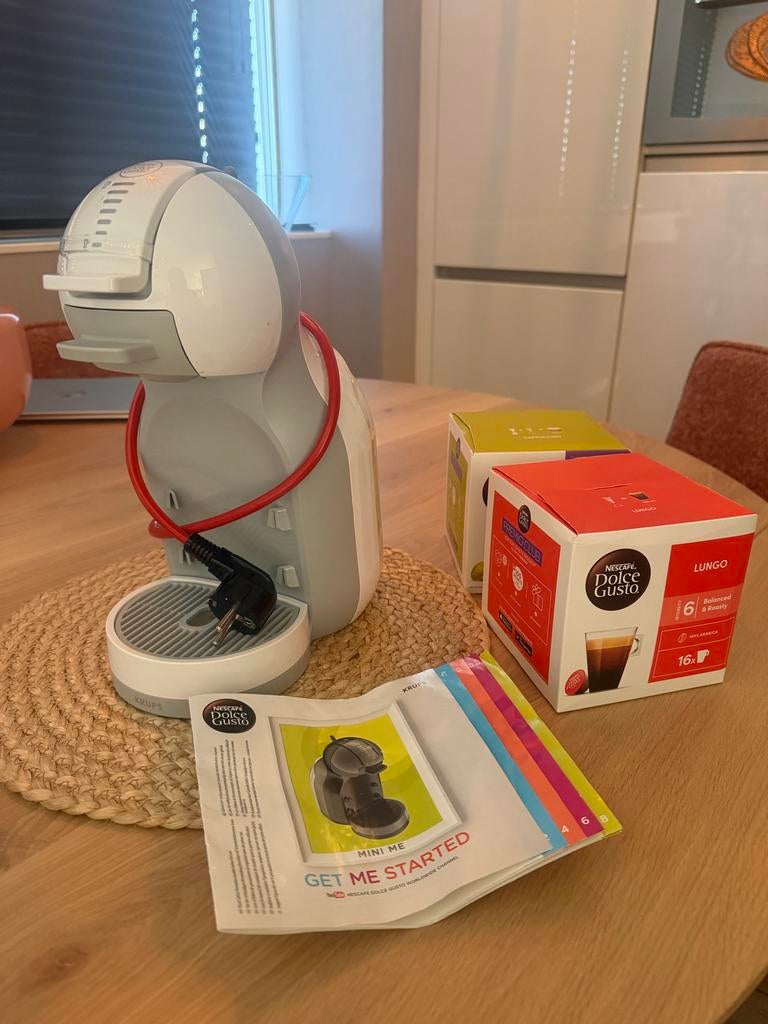 Dolce Gusto Mini Me koffiezetapparaat, Witgoed en Apparatuur, Koffiezetapparaten, Ophalen, Gebruikt, Koffiemachine, 1 kopje