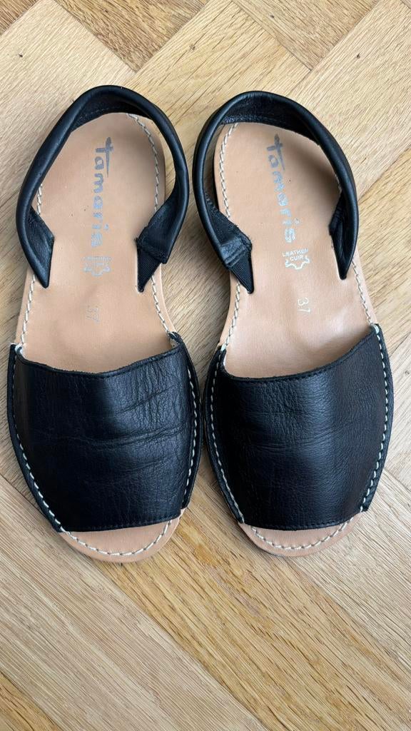 Tamaris leren sandaal zwart, Zwart, Zo goed als nieuw, Sandalen of Muiltjes, Ophalen of Verzenden