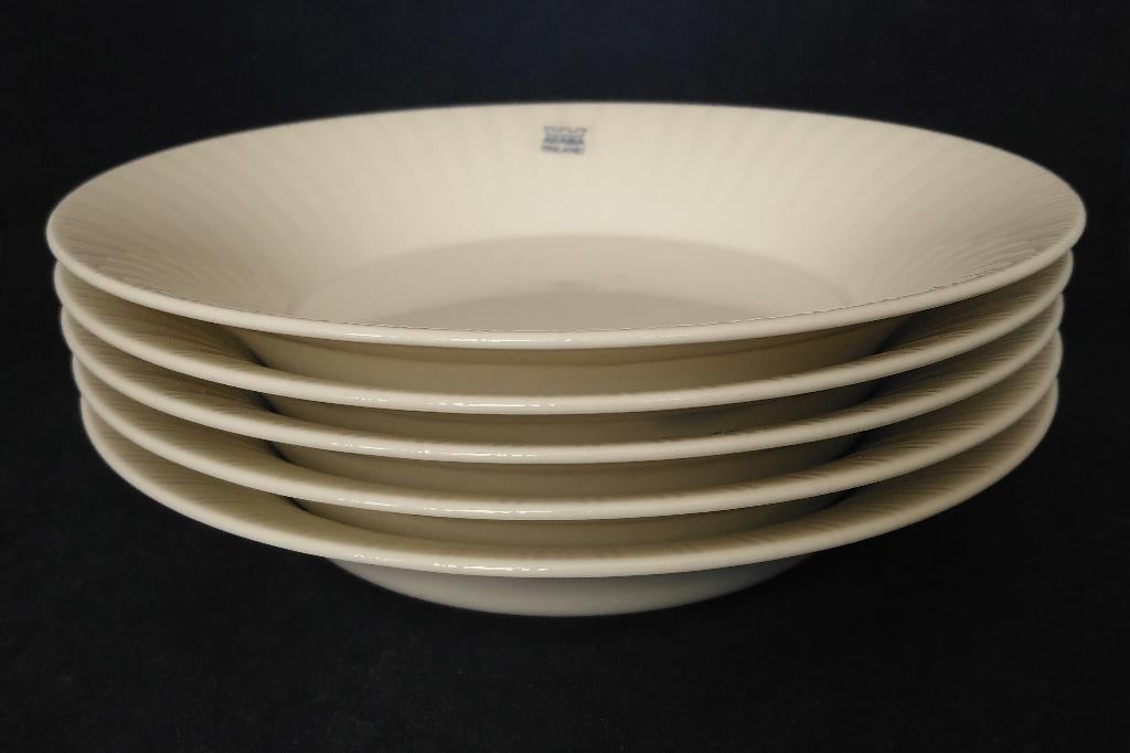 Arabia Finland Lumi - 5 soepborden (NIEUW), Nieuw, Ophalen of Verzenden, Bord(en), Overige stijlen