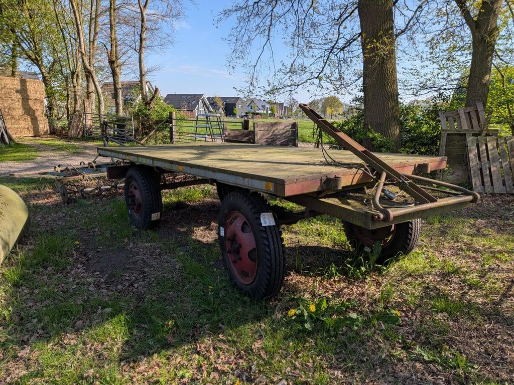 Platte wagen 393x180 met nieuwe banden, Zakelijke goederen, Agrarisch | Werktuigen, Ophalen, Transport