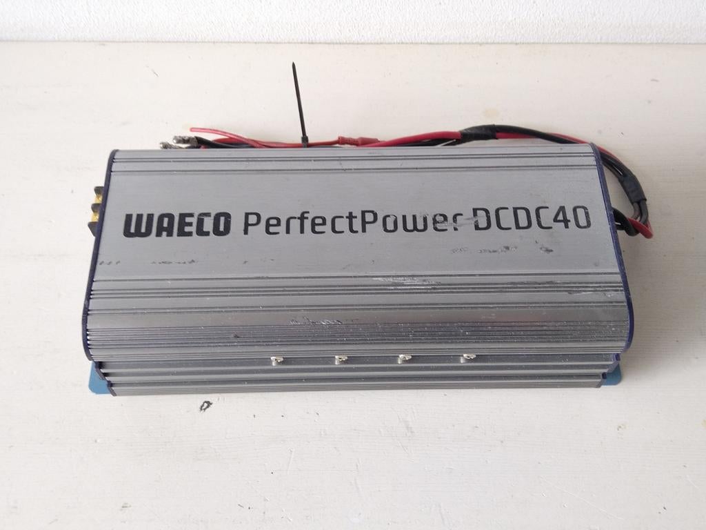 Waeco perfect Power DCDC40 spanningomzetter 24V -> 12V 40A, Ophalen of Verzenden, Gebruikt
