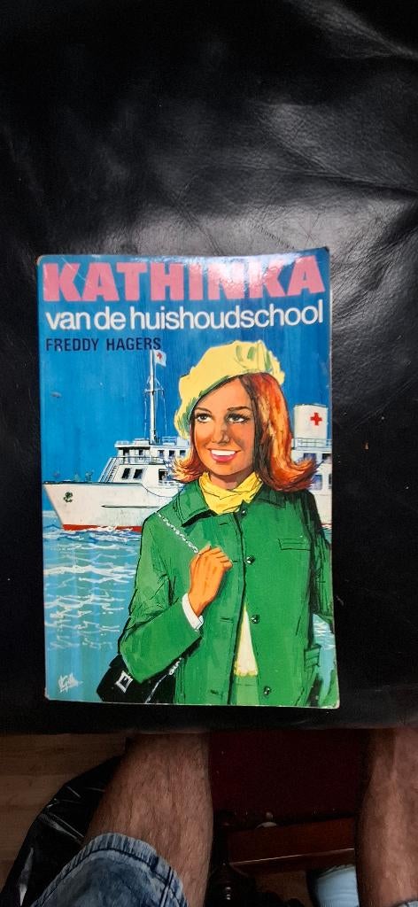 Freddy Hagers - De huishoudschool is weer present + 1, Ophalen of Verzenden, Gelezen