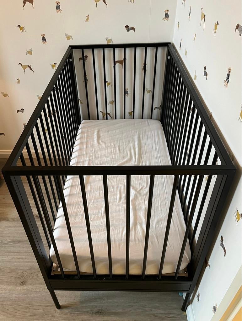 Coming kids Ledikant - Zo goed als nieuw 60 x 120 zwart, Ophalen, Zo goed als nieuw, Ledikant