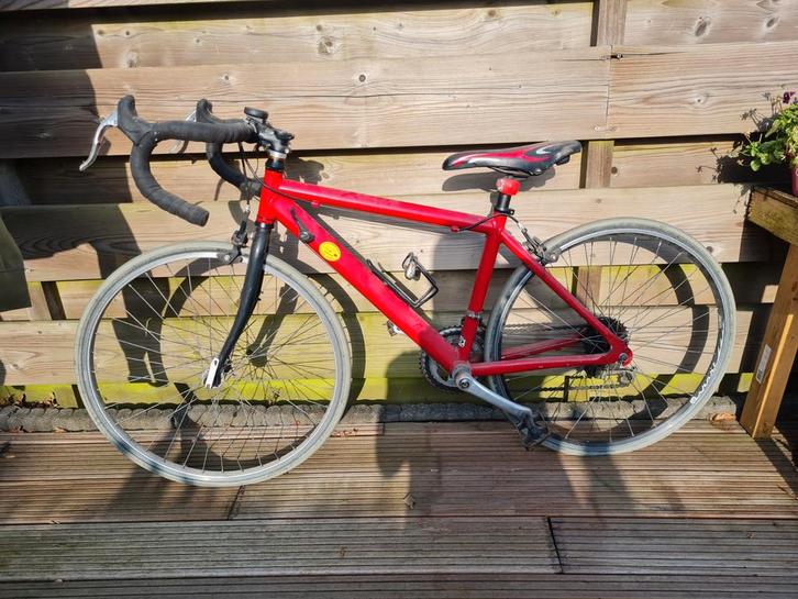 Rode racefiets - Ideaal voor beginners, Fietsen en Brommers, Fietsen | Racefietsen, Gebruikt, Heren, Overige merken, Meer dan 20 versnellingen
