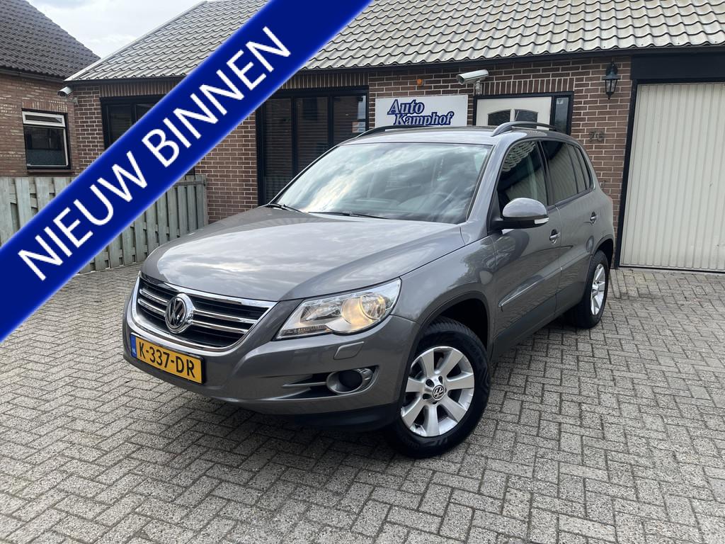 Volkswagen Tiguan 2.0 TSI Track&Field 4Motion 2500kg Trekgew, Automaat, Stof, Gebruikt, Zwart