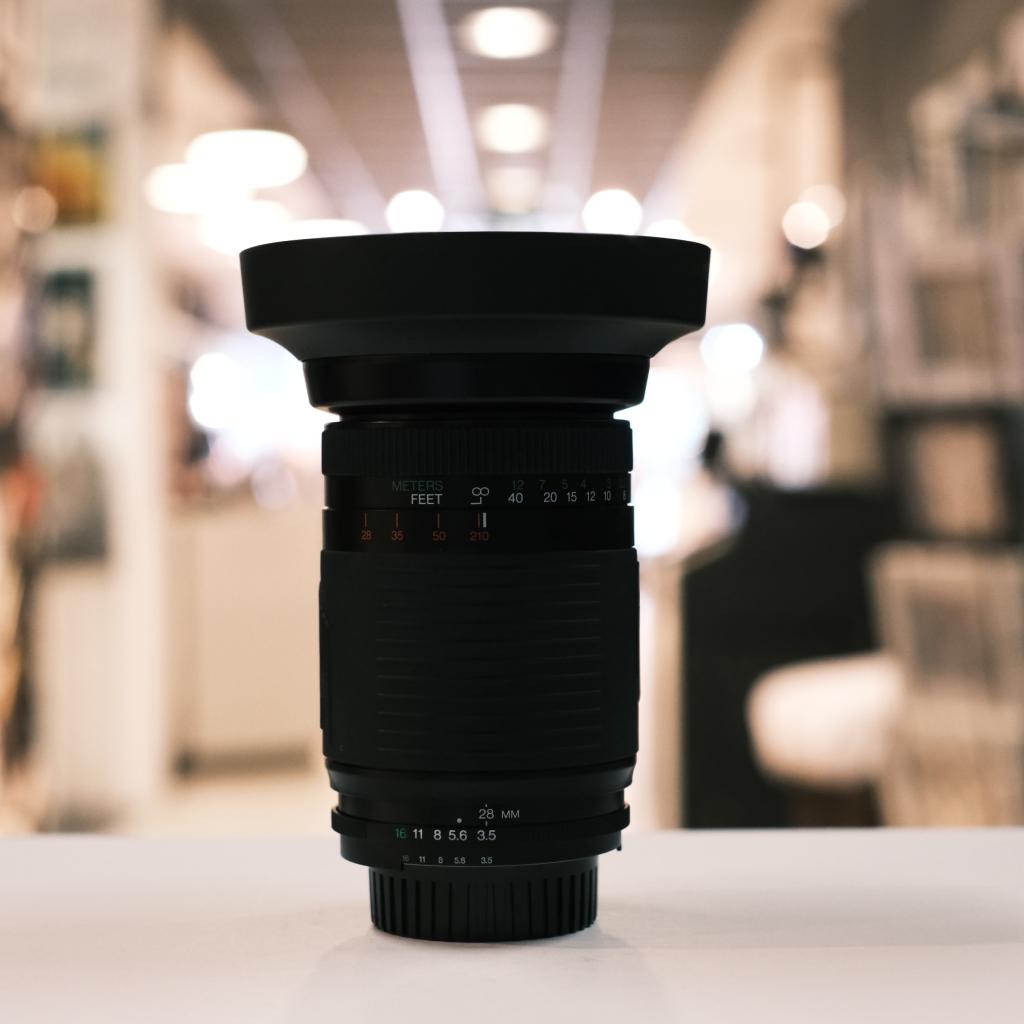 Voigtlander 28-210 Minolta AF (Hoofddorp), Niet ingevuld, Niet ingevuld, Zo goed als nieuw, Zoom