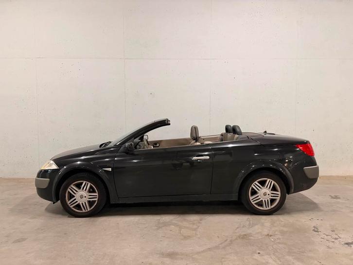 Renault Mégane Coupé-Cabriolet 2.0-16V Pano Leer Clima Cru, Auto's, Renault, Bedrijf, Te koop, Mégane, ABS, Airbags, Airconditioning