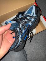 Nike P-6000 sneakers, Ophalen of Verzenden, Zo goed als nieuw, Blauw, Sneakers of Gympen