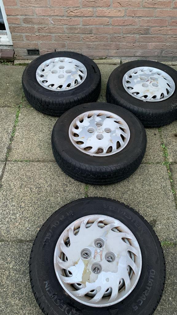 4 seizoenen autobanden, Ophalen of Verzenden