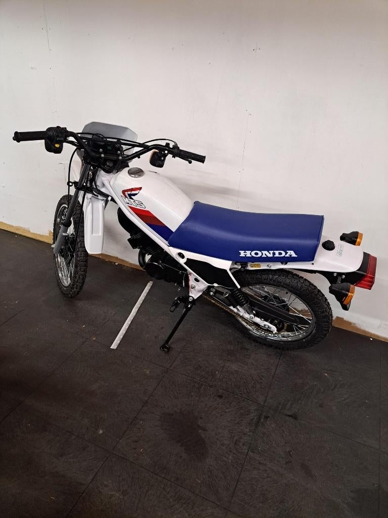 compleet nieuw opgebouwde Honda MT5, Ophalen, Maximaal 45 km/u, Nieuw, 4 versnellingen
