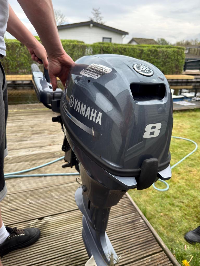 Placom polyester boot met Yamaha buitenboordmotor, Ophalen, Zo goed als nieuw, Minder dan 10 pk, Tot 6 meter