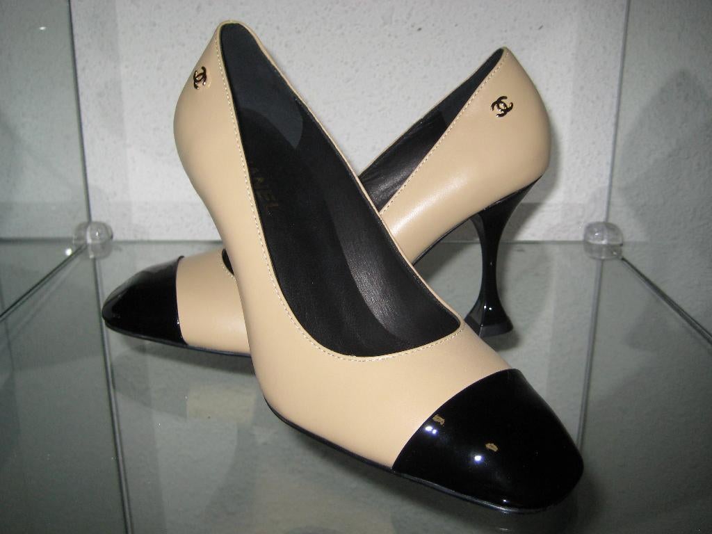Mooie bi-color pumps mt.38, Pumps, Overige kleuren, Verzenden, Zo goed als nieuw