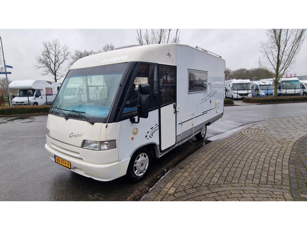 Dethleffs Globetrotter 5830 Mooie compacte camper, Caravans en Kamperen, Campers, Integraal, Koelkast, Ringverwarming, Fiat