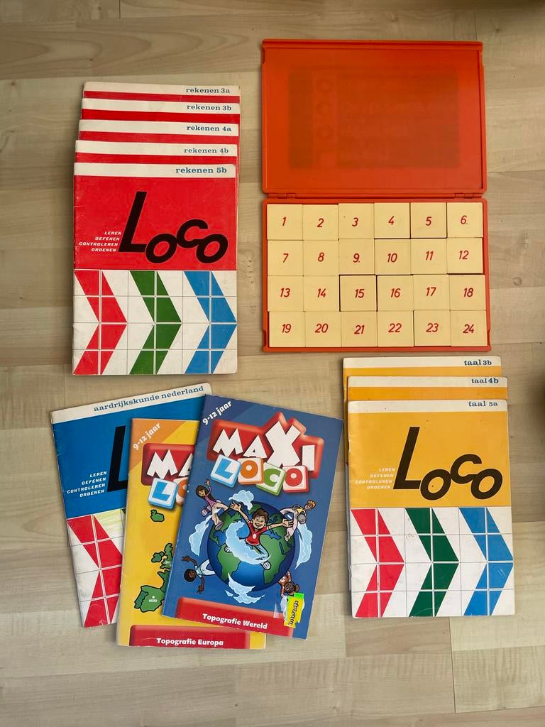 Maxi Loco set met 11 boekjes, Ophalen of Verzenden, Gebruikt, Puzzelen