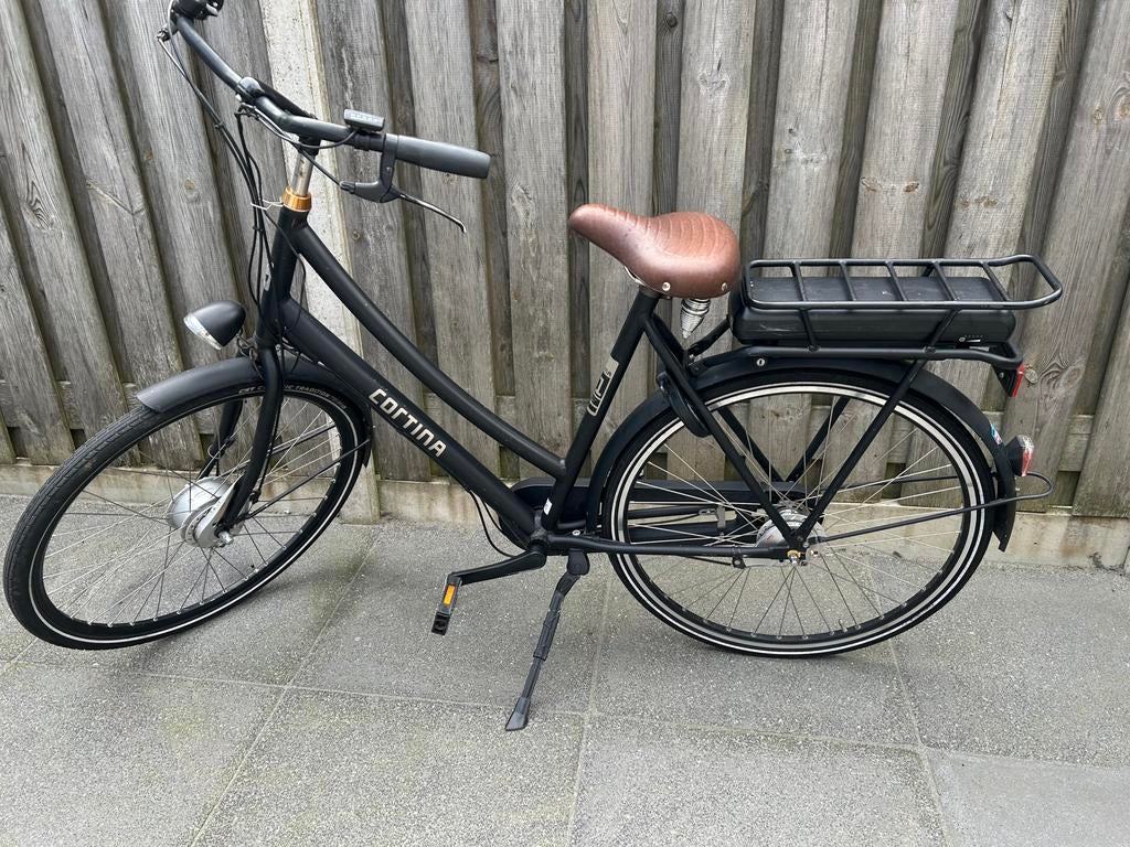 Cortina U1 elektrische fiets zwart, Fietsen en Brommers, Elektrische fietsen, Ophalen of Verzenden, Zo goed als nieuw, Overige merken
