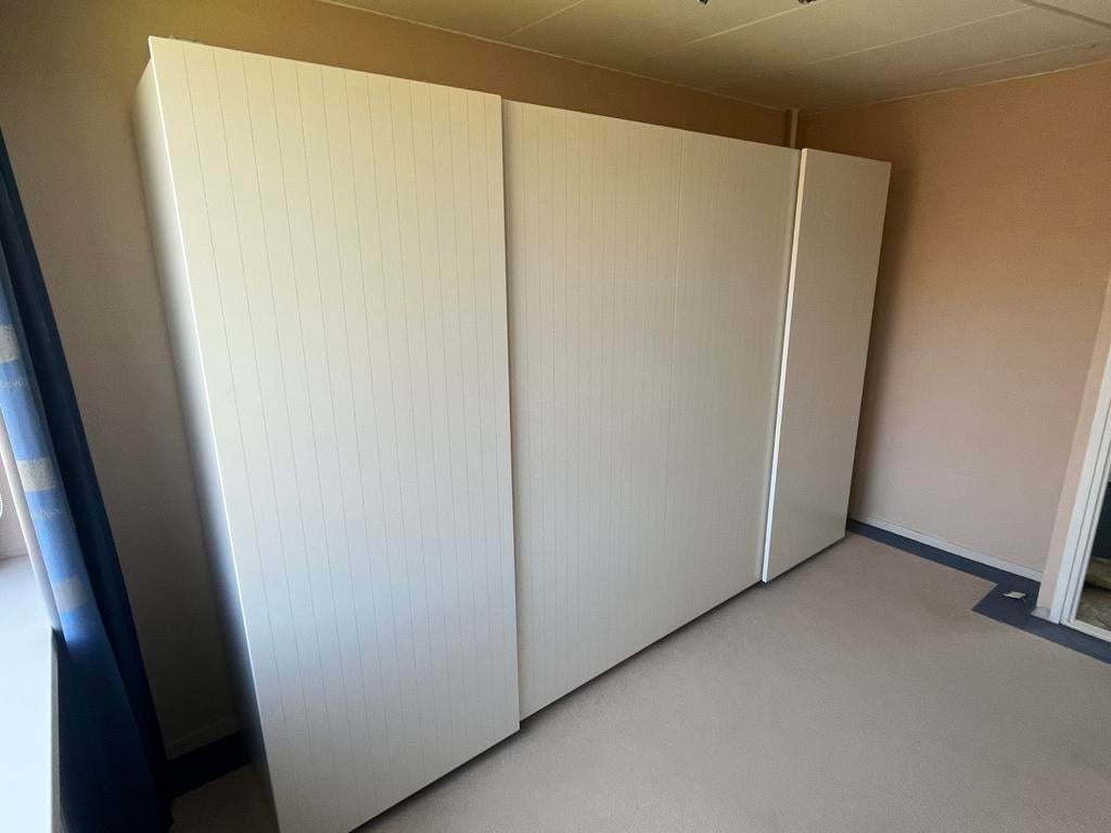 Kast gratis, Ophalen, Zo goed als nieuw, 50 tot 75 cm, 200 cm of meer