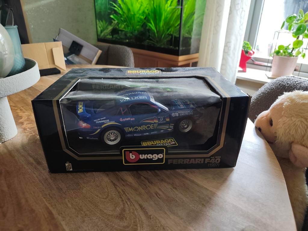 Burago Ferrari F40 (1987) modelauto, Hobby en Vrije tijd, Modelauto's | 1:18, Ophalen, Zo goed als nieuw, Bburago