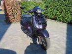 Vespa Sprint 80cc - 2014 - Porsche paars - rijdt goed - 70+, Ophalen, Gebruikt, Maximaal 45 km/u, Vespa S