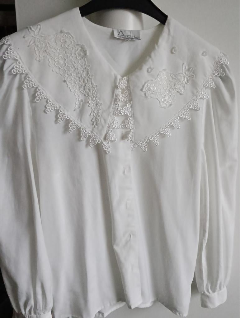 Witte blouse met kant, Ophalen of Verzenden, Zo goed als nieuw, Maat 38/40 (M), Wit