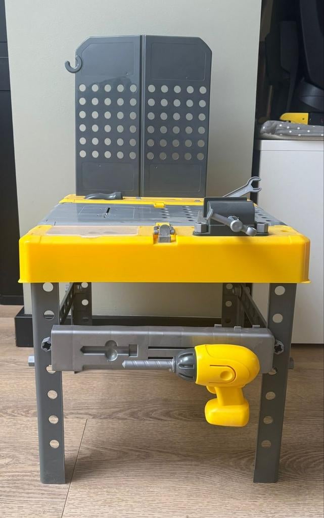 Kinderwerkbank met gereedschap - Goede staat, Ophalen, Gebruikt, Jongen of Meisje