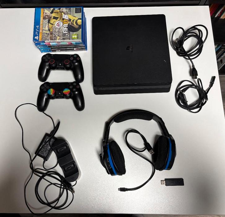 PS4 Slim 1TB Compleet Pakket (Veel Extra’s), Spelcomputers en Games, Spelcomputers | Sony PlayStation 4, Gebruikt, Slim, 1 TB