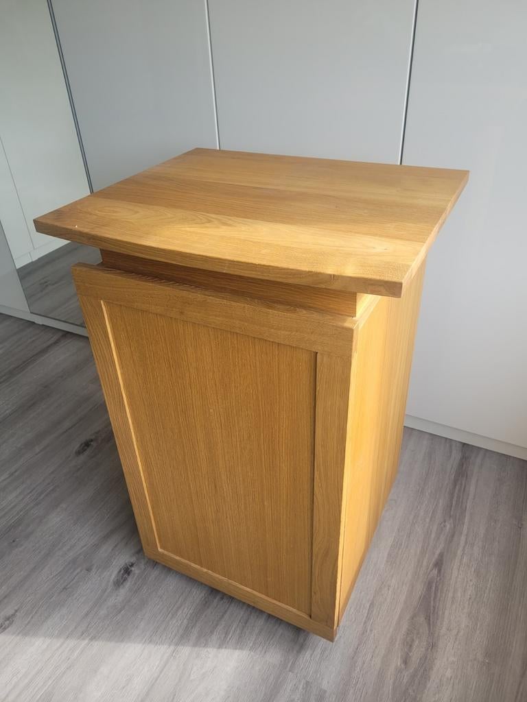 Massief eiken kastje met lade en deur, Ophalen, Zo goed als nieuw