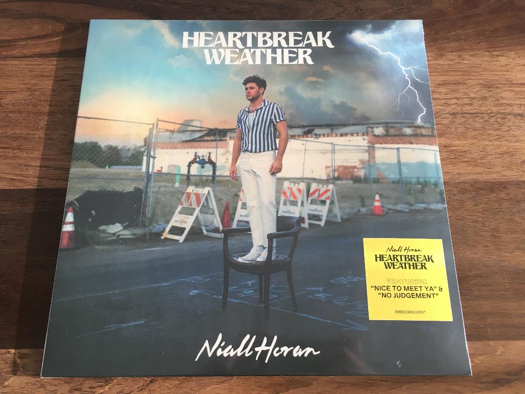 Vinyl LP Niall Horan Heartbreak Weather NEW One Direction EU, Ophalen of Verzenden, Nieuw in verpakking, 12 inch