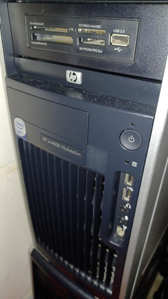 Oude pc's voor onderdelen of reparatie, Computers en Software, Computerbehuizingen, Ophalen