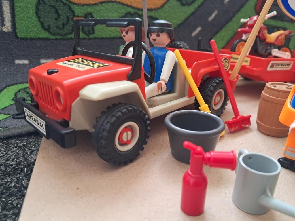 Vintage playmobil , Roadstar-race jeep, jaar 1980, Kinderen en Baby's, Speelgoed | Playmobil, Ophalen of Verzenden, Gebruikt, Los playmobil