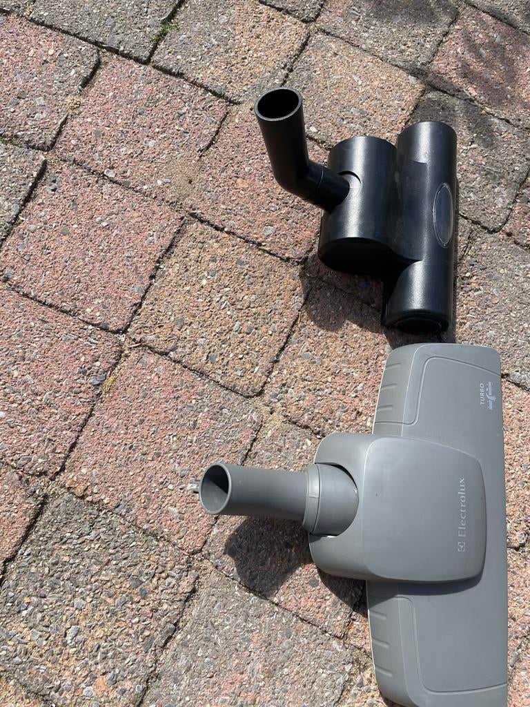 Stofzuiger mondstukken: Electrolux turbo borstel + merkloos, Ophalen of Verzenden, Gebruikt, Overige typen