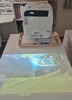 Epson EB-580 Ultra Short Throw Beamer met Muurbeugel, Audio, Tv en Foto, Beamers, Ophalen, Overige resoluties