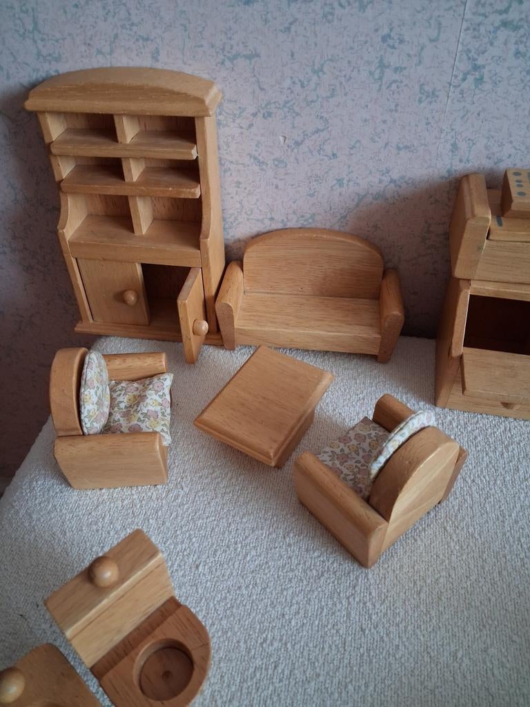 Poppenhuis meubels., Verzamelen, Ophalen of Verzenden, Poppenhuis