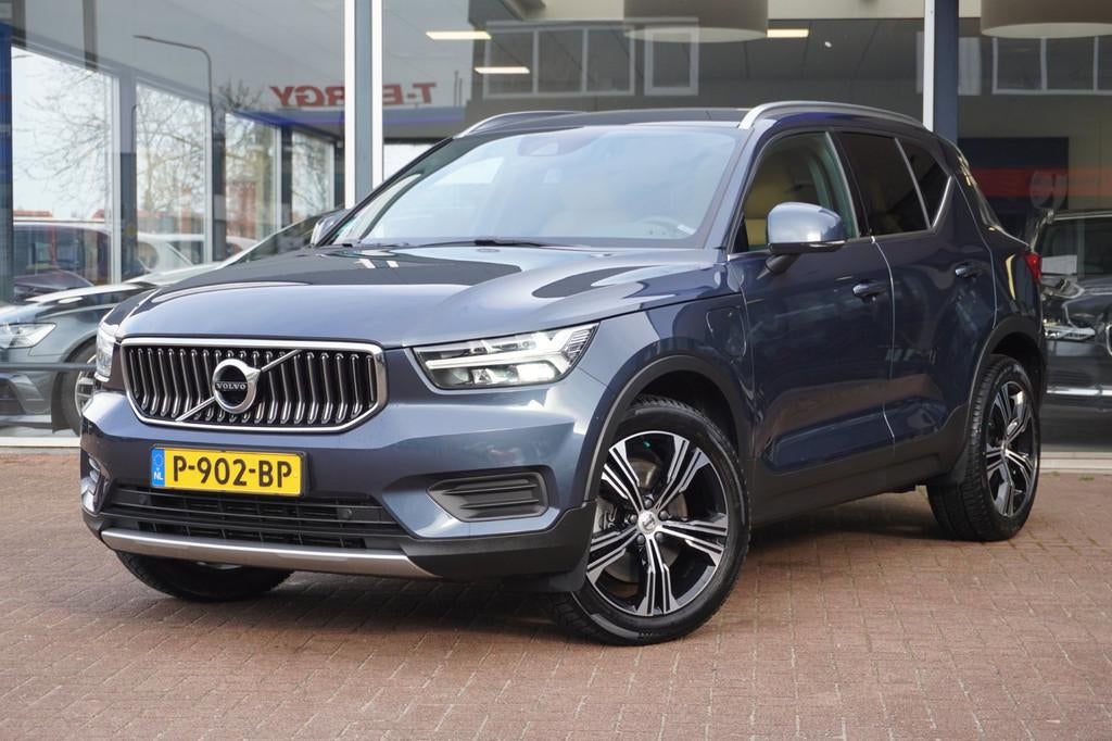 Volvo XC40 1.5 T5 Recharge Inscription Automaat | Navigatie, Euro 6, Blauw, Hybride Elektrisch/Benzine, 3 cilinders
