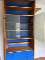 Houten kast met blauwe accenten en glazen deuren, Gebruikt, 100 tot 150 cm, 200 cm of meer, Ophalen of Verzenden