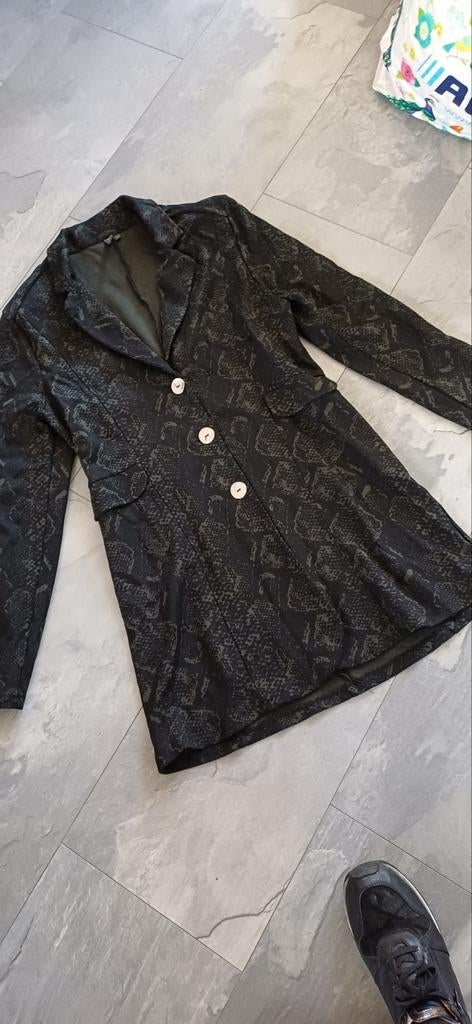 Tka jasje van suzy q staat l meer m van oksel naar 48 cm, Kleding | Dames, Ophalen of Verzenden, Zo goed als nieuw, Maat 38/40 (M)