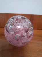 Glazen presse-papier roze met grote luchtbellen, Antiek en Kunst, Antiek | Glas en Kristal, Ophalen of Verzenden