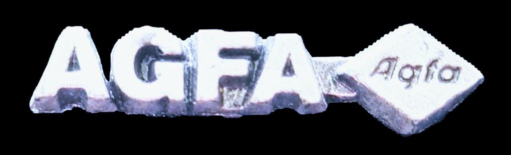 Agfa pin- zilvergrijs, Verzenden, Nieuw, Merk, Speldje of Pin