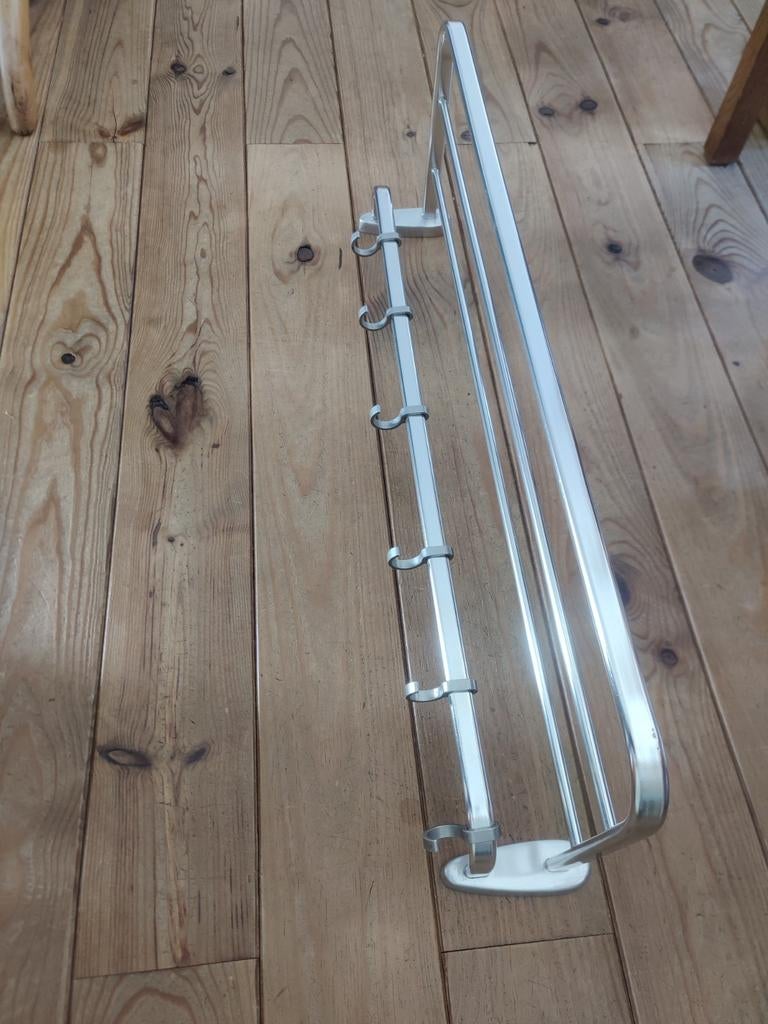 Vintage aluminium trein kapstok, Wandkapstok, Gebruikt, Ophalen of Verzenden, Minder dan 100 cm