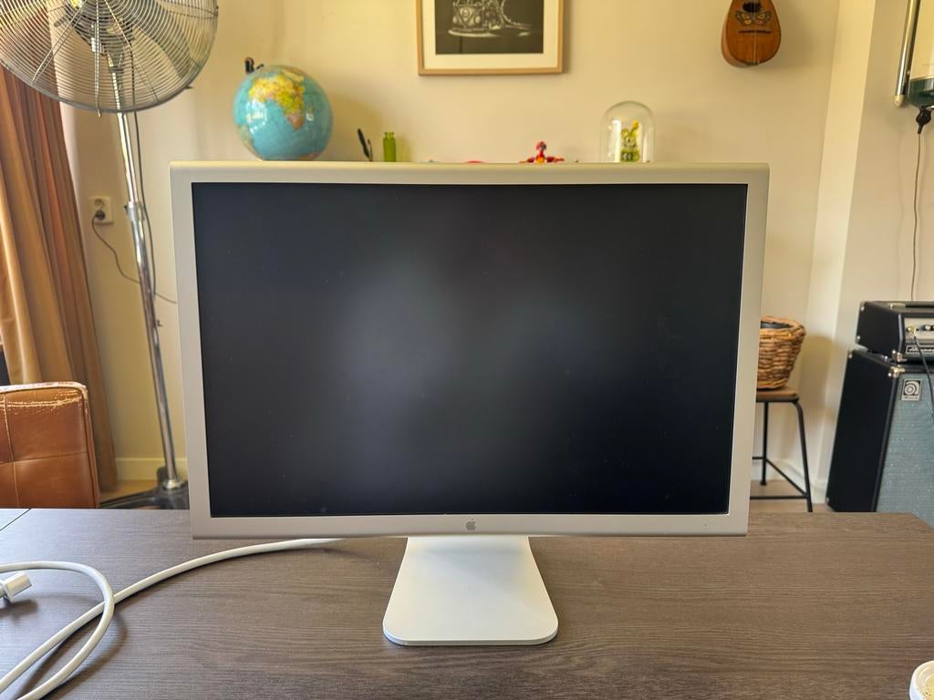 Apple Cinema Display 23” incl. DVI naar USB-C adapter, Computers en Software, Monitoren, Full HD, Ophalen of Verzenden, Zo goed als nieuw