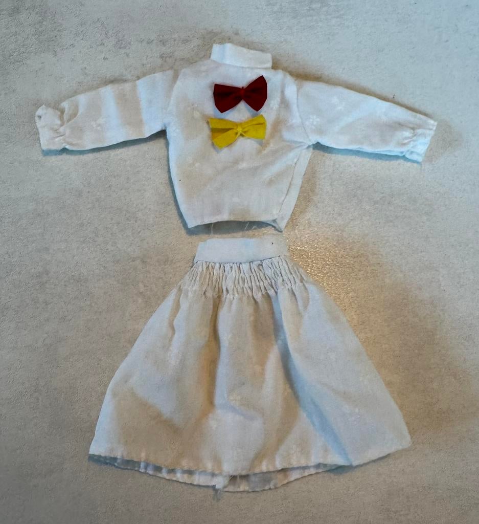 Barbie clone kleertjes jaren 80, Verzamelen, Ophalen of Verzenden, Gebruikt, Kleertjes