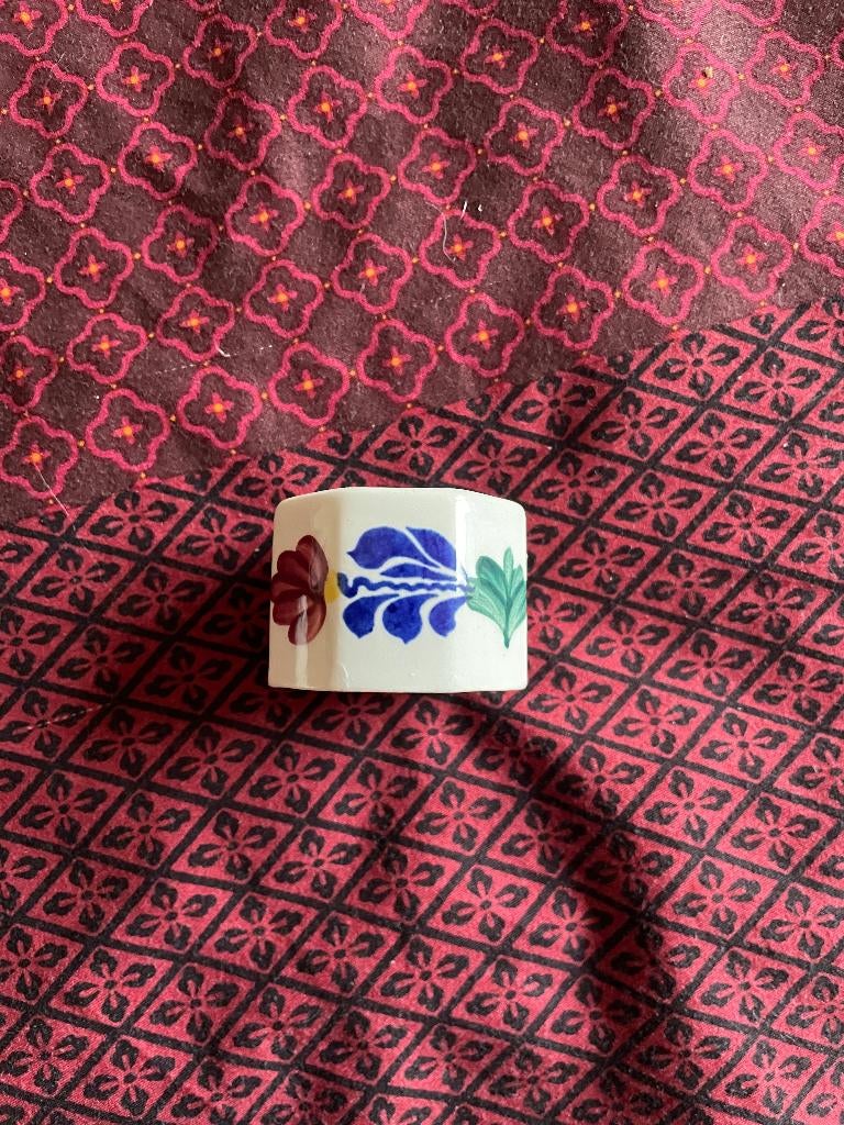 Boerenbont 8-kantige servetring Boerenbond, Huis en Inrichting, Gebruikt, Overige typen, Ophalen of Verzenden, Aardewerk