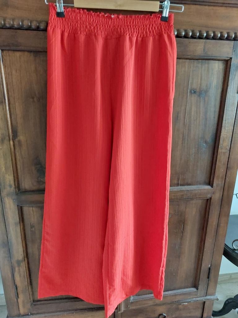 Shein Rode Driekwart Broek Maat M, Kleding | Dames, Broeken en Pantalons, Maat 38/40 (M), Ophalen of Verzenden, Zo goed als nieuw