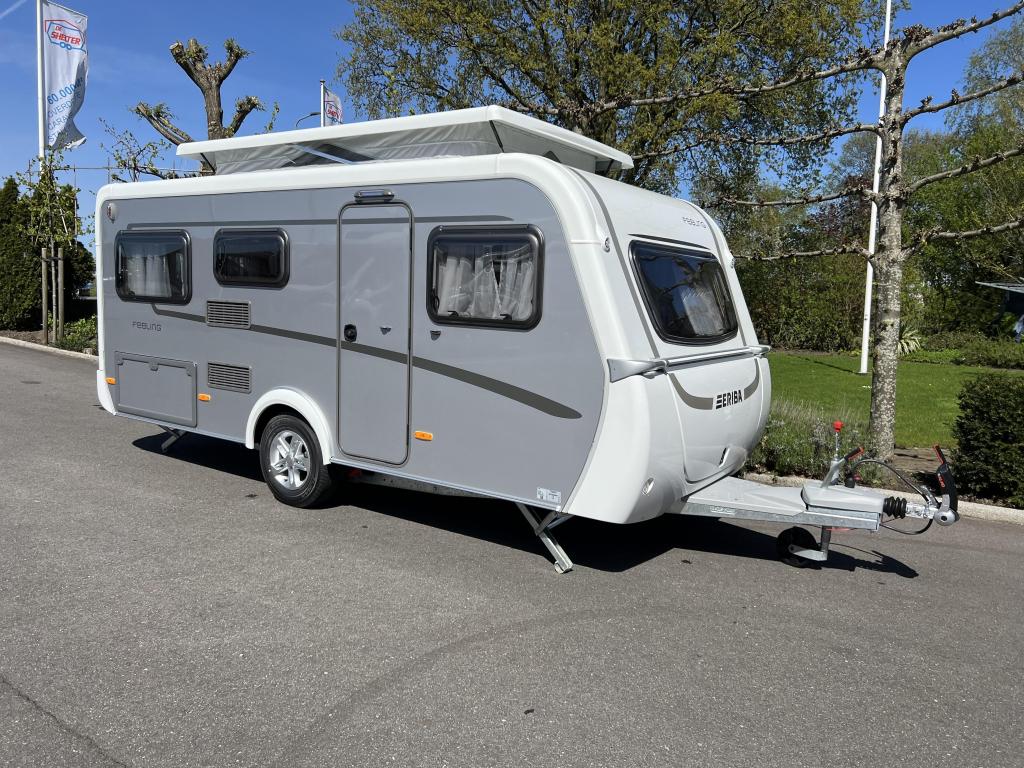 Eriba Feeling 425 Nieuw ongebruikt bj 2024, Caravans en Kamperen, Standaardzit, Bedrijf, Tot en met 3, Eriba